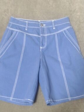 Forever 21 Medium Wms Blue White Outline Bermuda Shorts